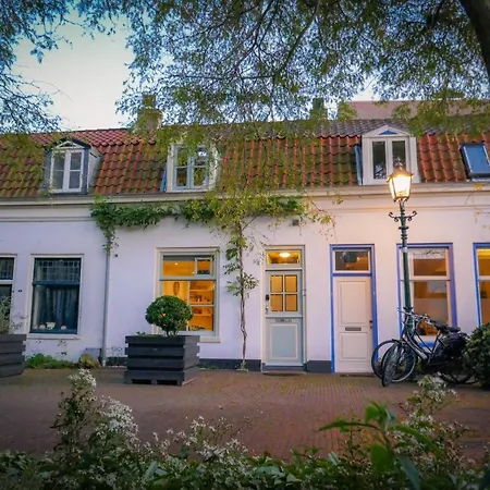 Charming House In Historic Dom wakacyjny *