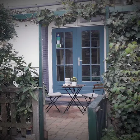 Dom wakacyjny Charming House In Historic Haarlem